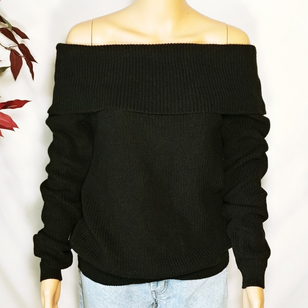Lovers + Friends Black off shoulder Sweater
